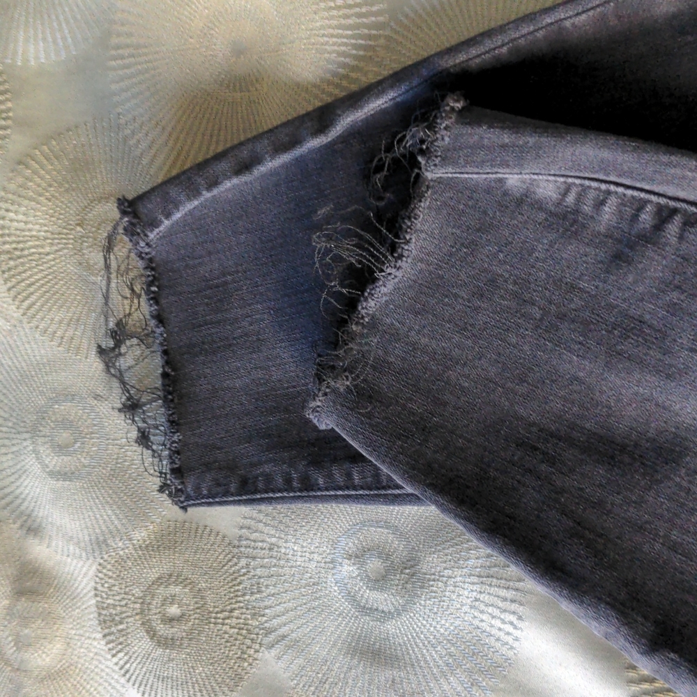PAIGE Hoxton Ankle Black Jeans - Picture 6 of 6